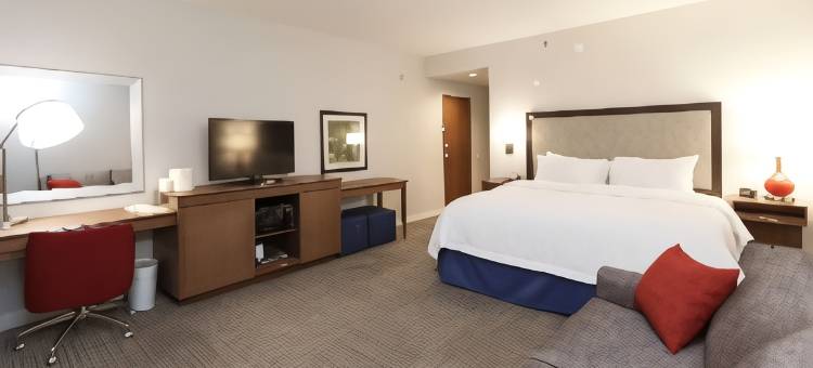 艾默生湖滨欢朋酒店(Hampton Inn Emerson LakePoint)图片