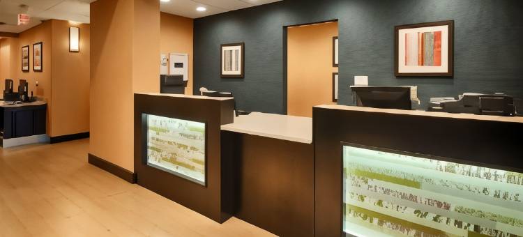 加兹登贝斯特韦斯特优质套房酒店(Best Western Plus Gadsden Hotel  Suites)图片