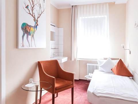 伊莉莎白萨加尔尼酒店