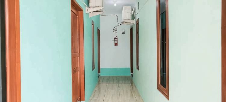 红多兹酒店-近楠榜沙武莱大学(RedDoorz Plus Near Universitas Saburai Lampung)图片