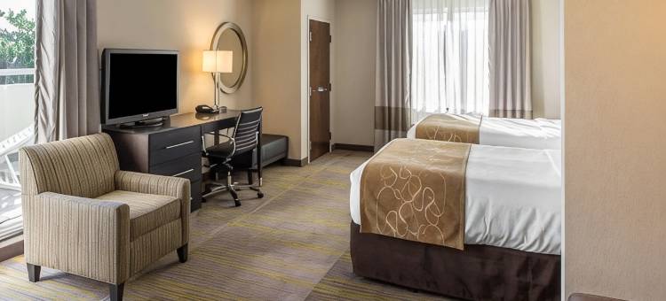 迈阿密机场北舒适套房酒店(Comfort Suites Miami Airport North)图片