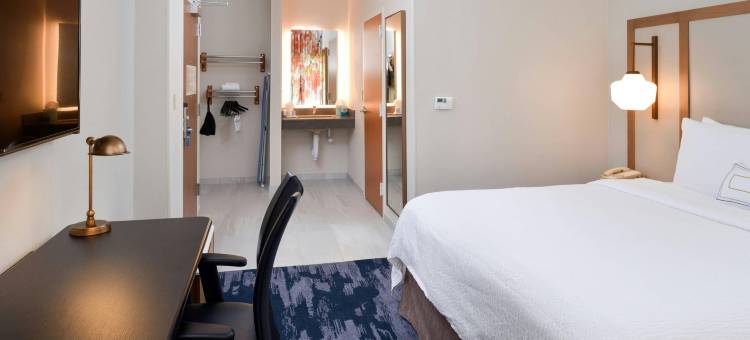阿林顿六旗游乐园万枫酒店及套房(Fairfield Inn & Suites Arlington Near Six Flags)图片