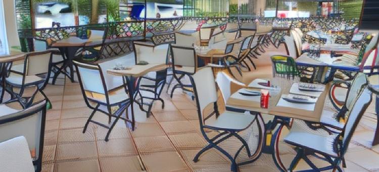 瑟德利斯酒店(Logis Hôtel Restaurant les Cèdres)图片