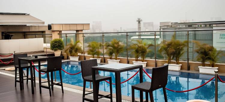 古尔冈29区丽怡酒店及套房(Radisson Hotel Sector 29 Gurugram)图片