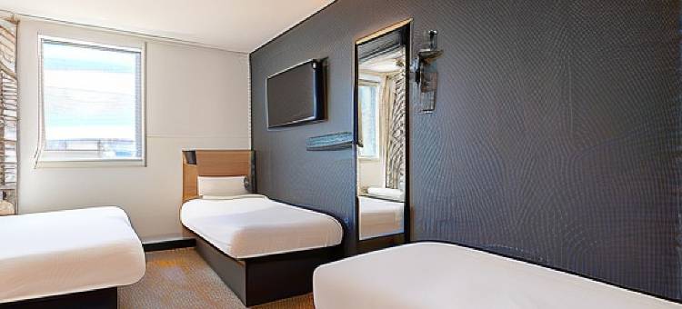 B&B黑木酒店朗代诺(B&B Hotel Landerneau Bois Noir)图片