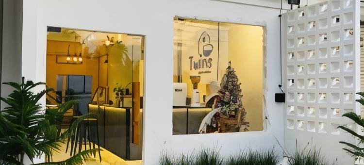 Twins cafe & Room图片