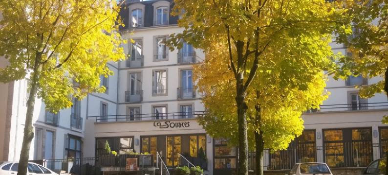 瑟莱斯吕克瑟伊来源酒店(Hotel Cerise - les Sources Luxeuil-Les-Bains)图片