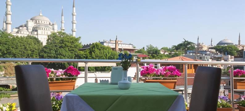 蓝色图亚纳酒店(Blue Tuana Hotel Old City)图片