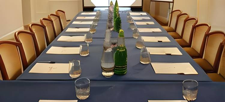 皇庭酒店(Queens Court Hotel)图片