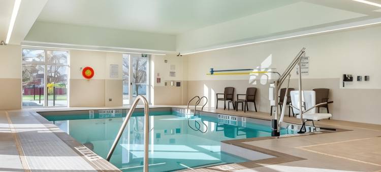 舒适套房酒店(Comfort Inn & Suites)图片