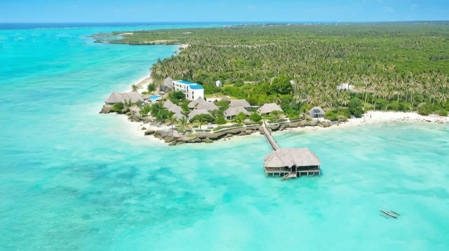 坦桑尼亚+塞伦盖蒂+恩戈罗恩戈罗火山口+塔兰吉雷国家公园+桑给巴尔岛+桑给巴尔石头城9日8晚跟团游·1人起订+拼团塞伦盖蒂国家公园+恩戈罗火山+塔兰吉雷+英文司导+飞机桑给巴尔岛海滩度假包团+乞力马扎罗机接机