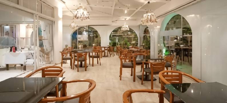 凯帕伊萨海滩酒店(Kyparissia Beach Hotel)图片