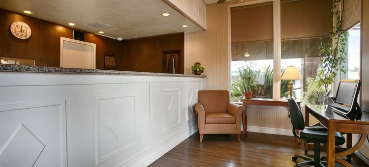 洛迪戴斯套房酒店(Days Inn & Suites by Wyndham Lodi)图片