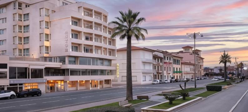 新那阿斯特酒店(Hotel Sina Astor)图片