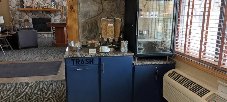AmericInn图哈伯斯苏必利尔湖附近酒店(AmericInn by Wyndham Two Harbors Near Lake Superior)图片