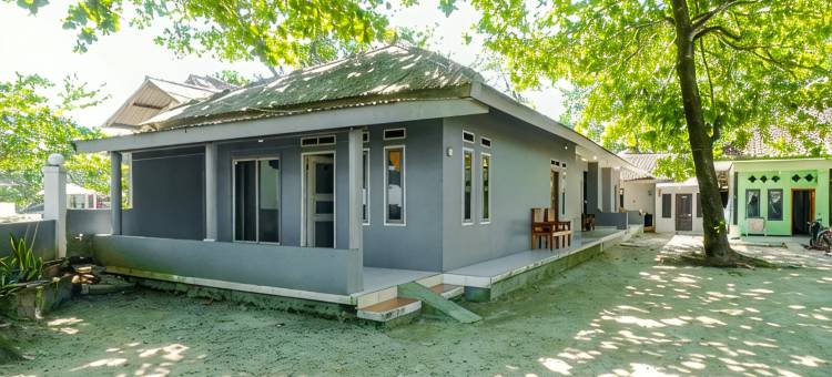 红多兹酒店Pondok Diana-Ujung Genteng海滩4(RedDoorz @ Pondok Diana Pantai Ujung Genteng 4)图片