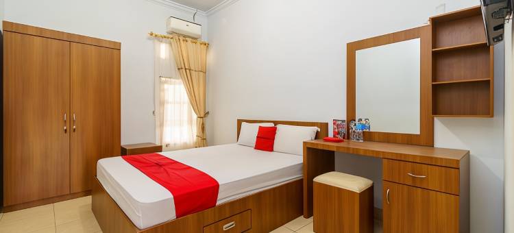 红多兹伊斯兰酒店-棉兰曼斯约Dr路(RedDoorz Syariah@Jalan Dr Mansyur Medan)图片