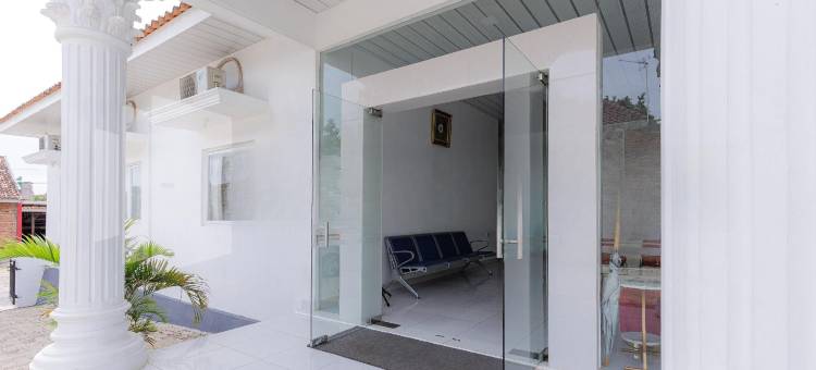 拉蓬萨纳玛科斯特尔2号清真红伙伴(Sanama Kostel 2 Syariah Lampung Redpartner)图片