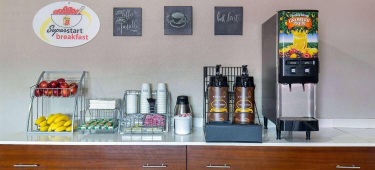 萨默塞特速8酒店(Super 8 by Wyndham Somerset)图片