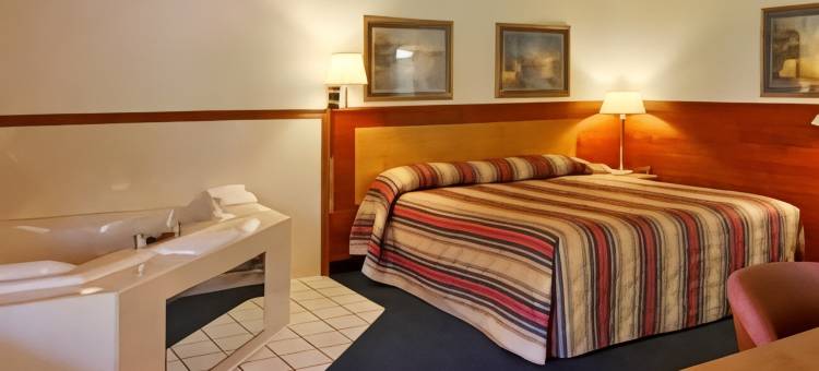 富兰克林骑士酒店(Knights Inn Franklin, PA)图片