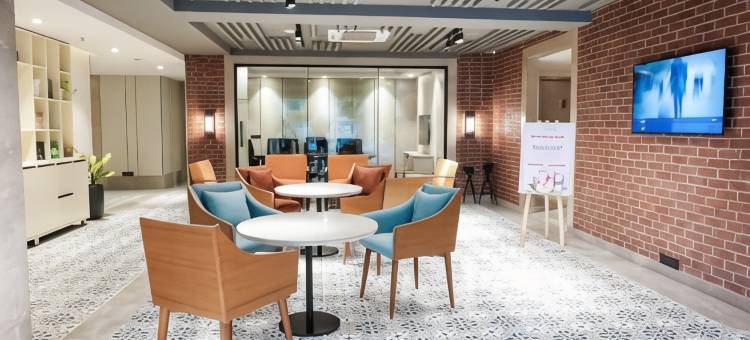 勒克瑙郁锦香酒店(Golden Tulip Lucknow)图片