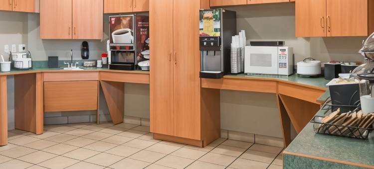 安卡斯维尔温德姆麦客达套房酒店(Microtel Inn & Suites by Wyndham Uncasville Casino Area)图片