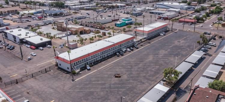 凤凰城西温德姆速8酒店(Super 8 by Wyndham Phoenix West)图片