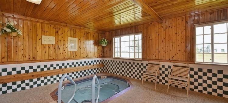 格林内尔凯艺套房酒店 - 近大学(Quality Inn & Suites Grinnell Near University)图片