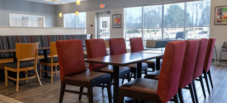 克林顿万豪TownePlace套房酒店(TownePlace Suites Clinton)图片