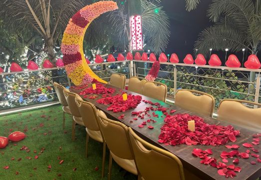 Hotel Shiva Punjab, Malegaon Hotel Overview