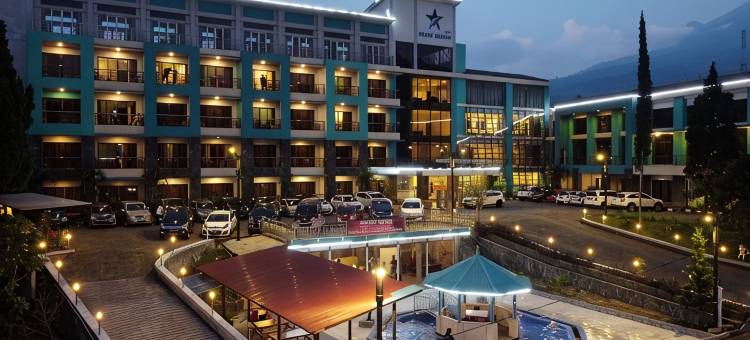 塔旺曼谷宾唐大酒店(Grand Bintang Tawangmangu)图片