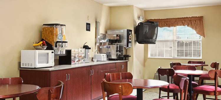 托马斯维尔-高点-莱西温德姆麦客达套房酒店(Microtel Inn & Suites by Wyndham Thomasville/High Point/Lexi)图片