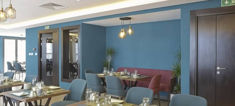 麦亚酒店套房(Maia Hotel Suites)图片