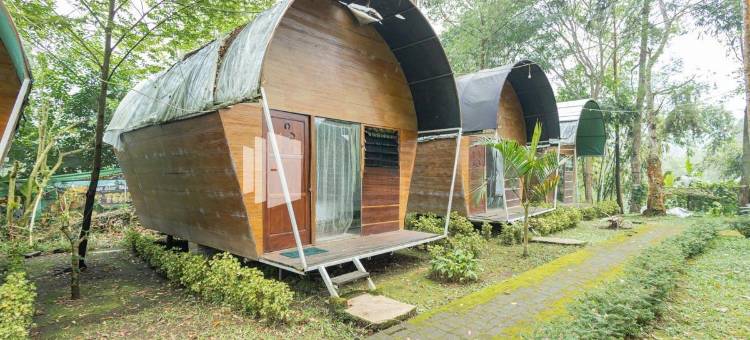 奇卡尔豪华露营@科班塔伦旅游区红门酒店合作(Chikar Glamping at Wisata Coban Talun Mitra RedDoorz)图片