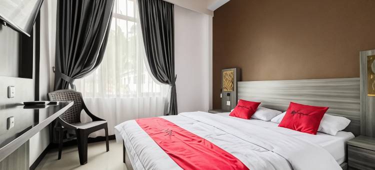 RedDoorz Syariah @ Homestay Haji Soma Makale图片