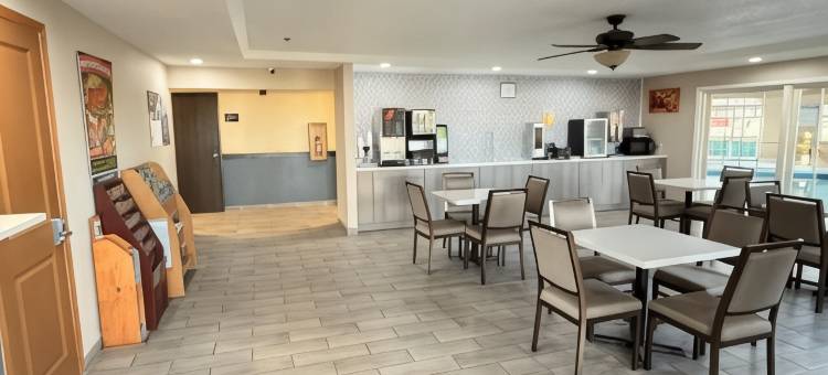 瑞德堡速8酒店(Super 8 by Wyndham Reedsburg)图片