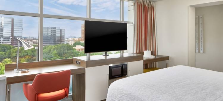 亚特兰大中城欢朋酒店及套房(Hampton Inn and Suites Atlanta Midtown)图片