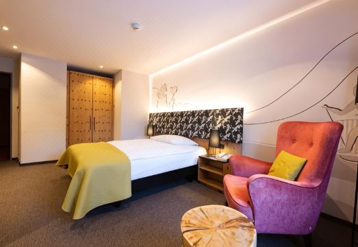 Sporthotel PontresinaHotel Overview