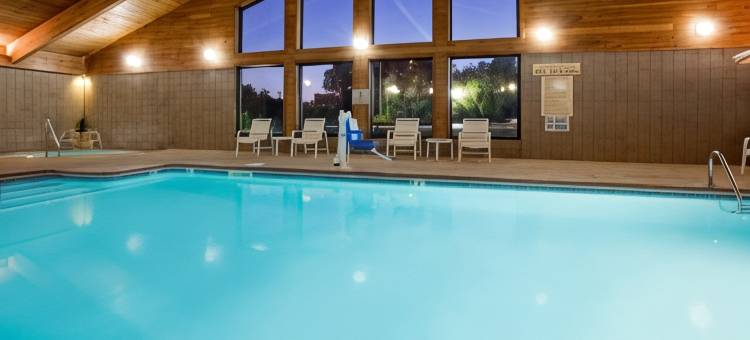 梅诺米尼温德姆美吟温德姆酒店(AmericInn by Wyndham Menominee)图片