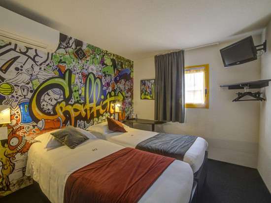 北布尔吉原创访问酒店