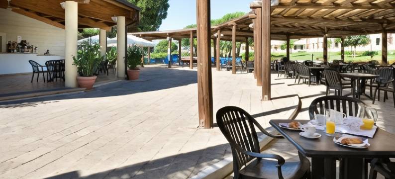 TH 玛丽纳迪皮斯蒂奇 - 迪布鲁乡村酒店(TH Marina di Pisticci - Ti Blu Village)图片