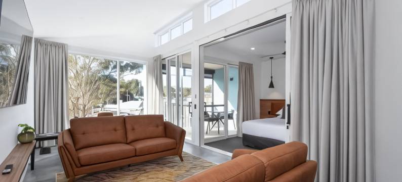 克莱尔山坡公寓(Clare Hillside Apartments)图片