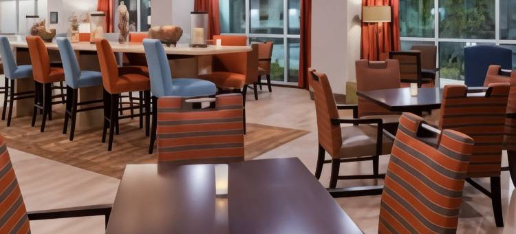 明尼阿波利斯布卢明顿西欢朋酒店(Hampton Inn Minneapolis Bloomington West)图片