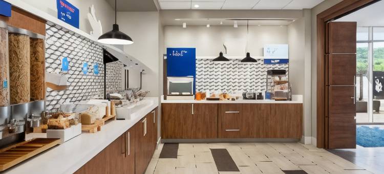 Holiday Inn Express and Suites 尤凯亚 by IHG(Holiday Inn Express & Suites Ukiah)图片