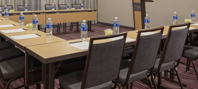 辛辛那提梅森万豪万怡酒店(Courtyard Cincinnati Mason)图片