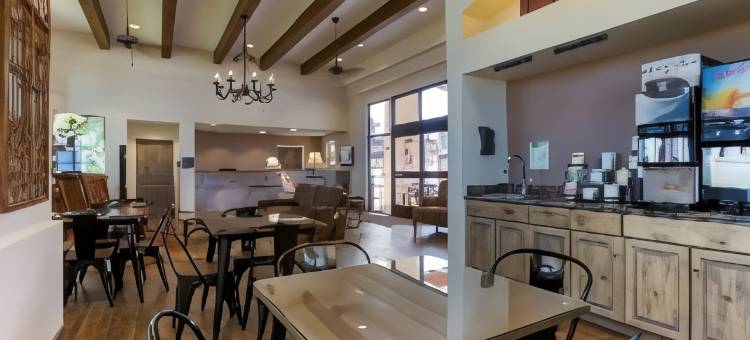 马驹彩屋贝斯特韦斯特酒店(Best Western Paint Pony Lodge)图片