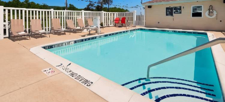 艾诺拉哈里斯堡贝斯特韦斯特优质套房酒店(Best Western Plus Harrisburg Mechanicsburg)图片