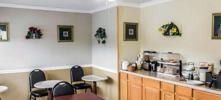 佩里伊克诺旅馆(Econo Lodge)图片