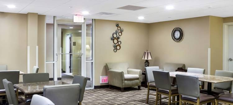 俾斯麦美茵斯坦套房酒店(MainStay Suites Bismarck)图片