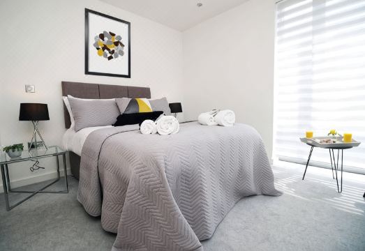 Dray Court - Luxury 2 Bedroom Apartment Hotel Overview